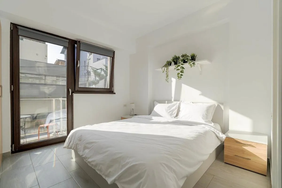 Downtown Urban Studio W Balcony Vol 1 Bukarest